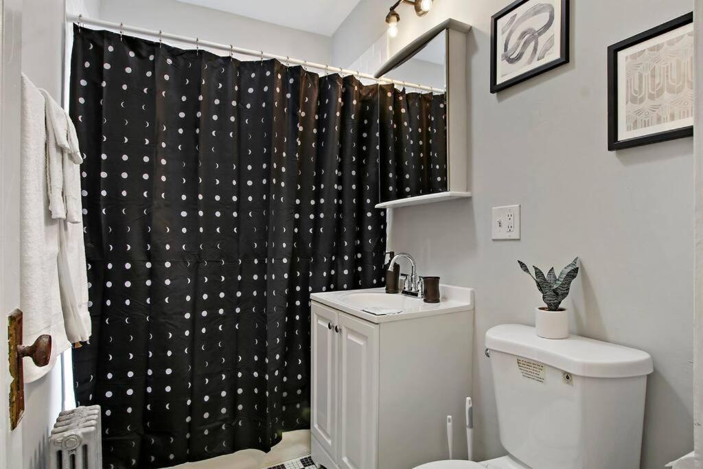 1br Vibrant & Inviting Apt In - Montrose 2e *
