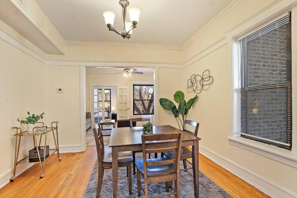 Cozy & Inviting 2br - Sunnyside 3f Chicago