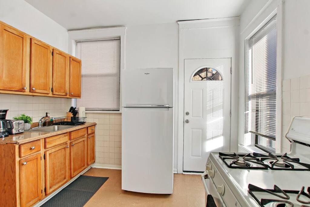 Apartment Cozy & Inviting 2br - Sunnyside 3f
