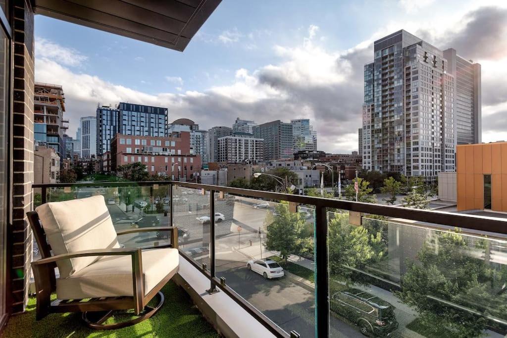 New Construction Building In River North * Chicago
