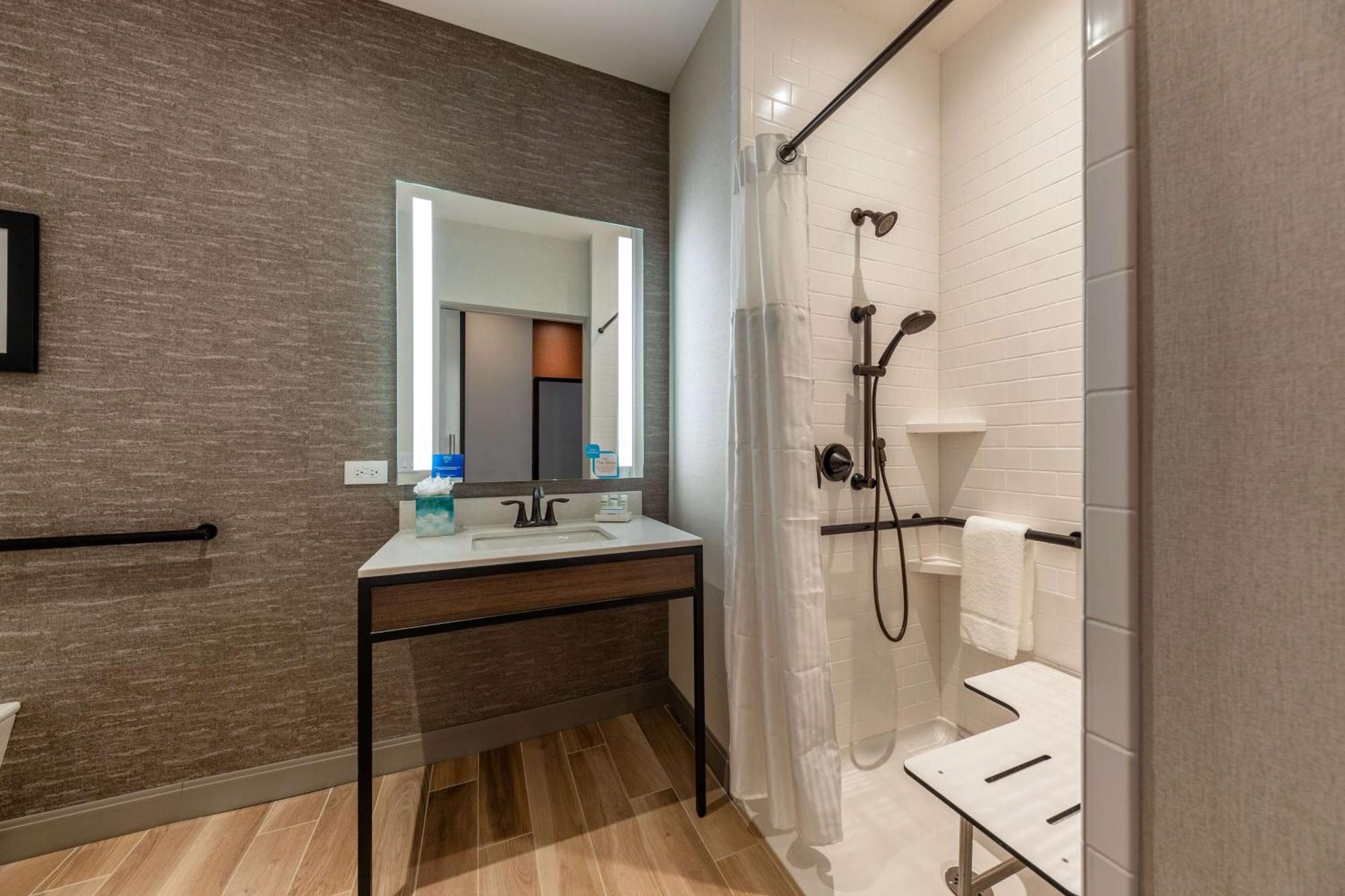 Hilton Garden Inn- Loop Chicago