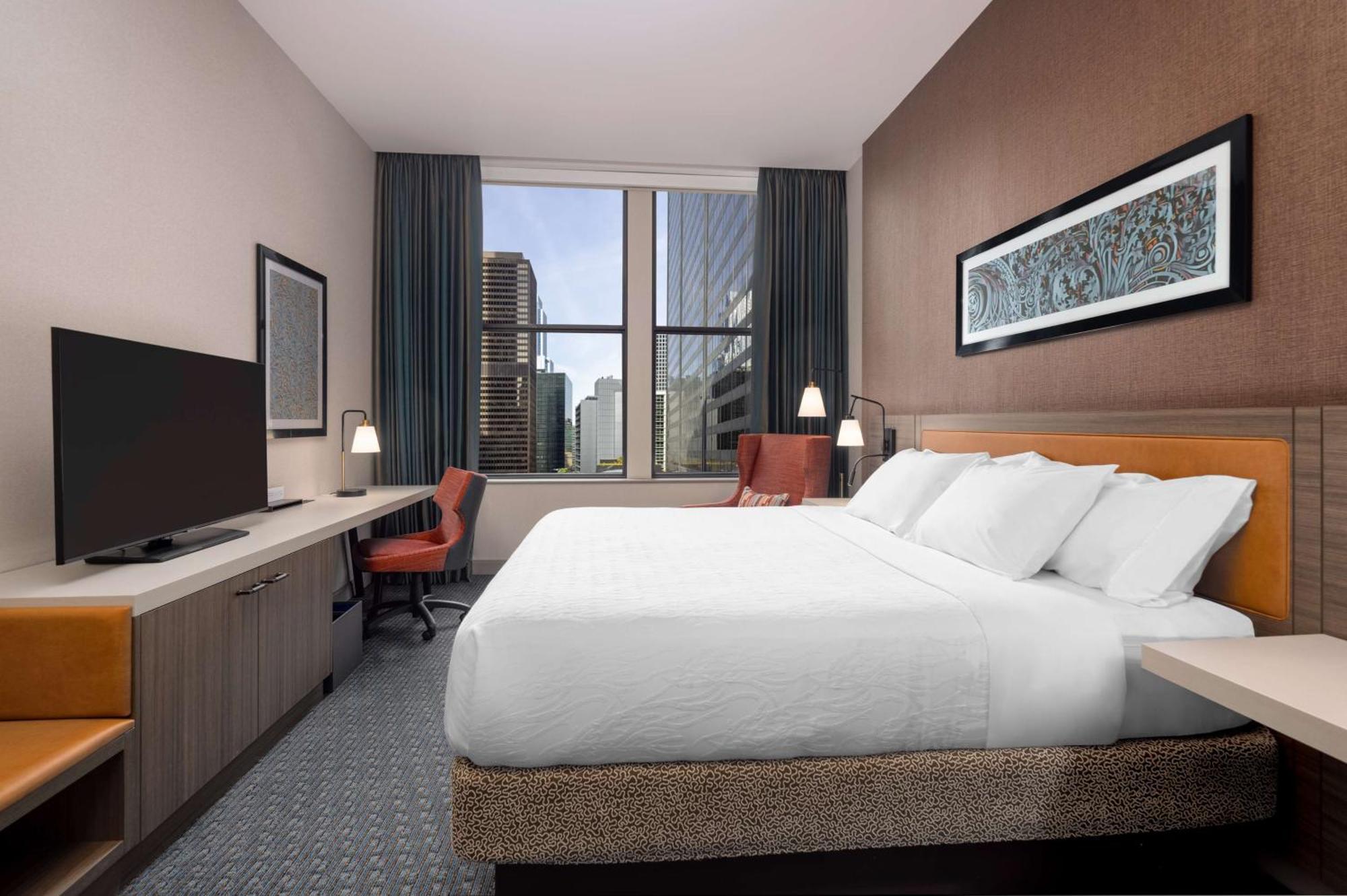 Hilton Garden Inn- Loop Hotel 3*