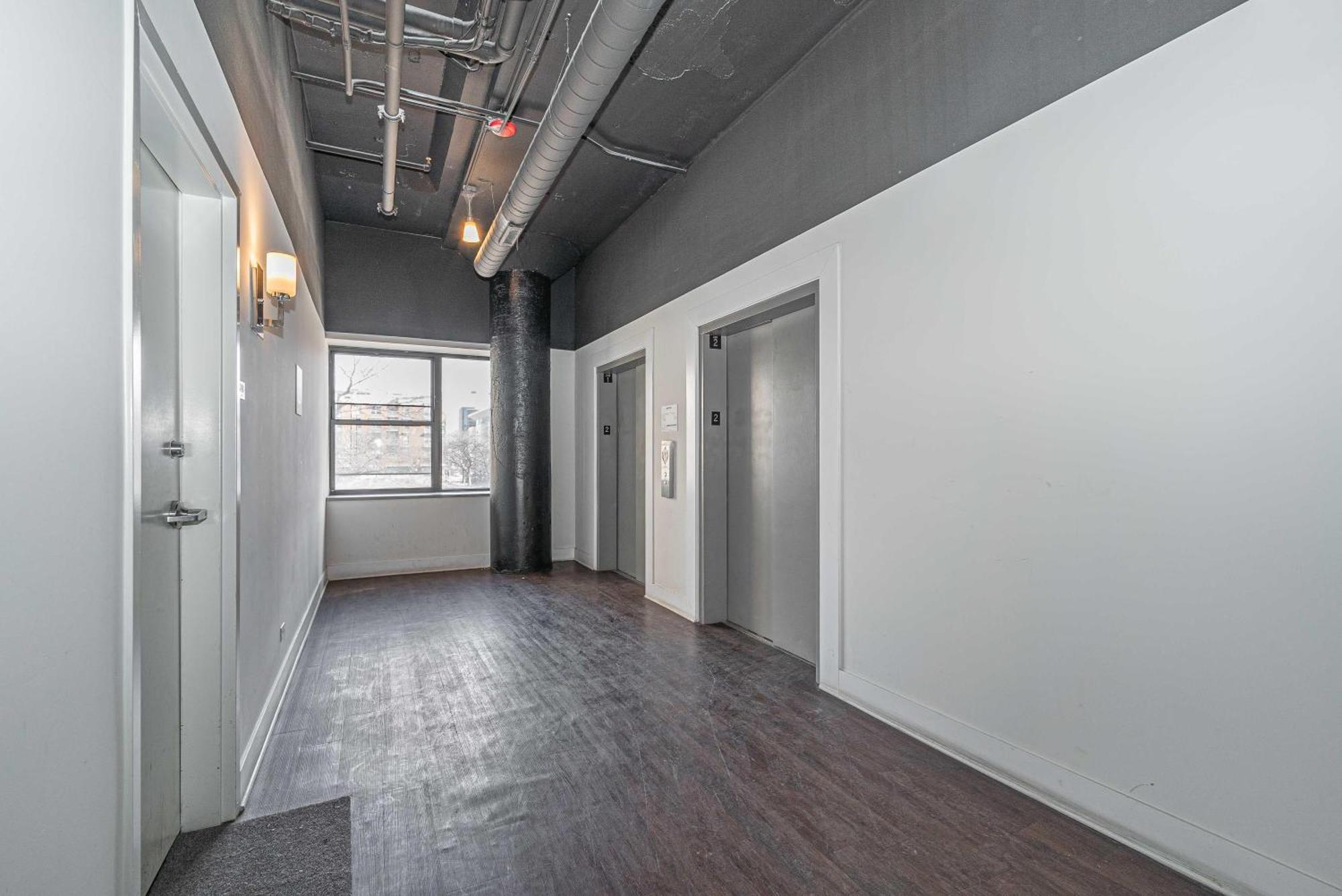 Mccormick Patio Skyline View 2b/2b With Optional Parking For Up To 6 People * Chicago