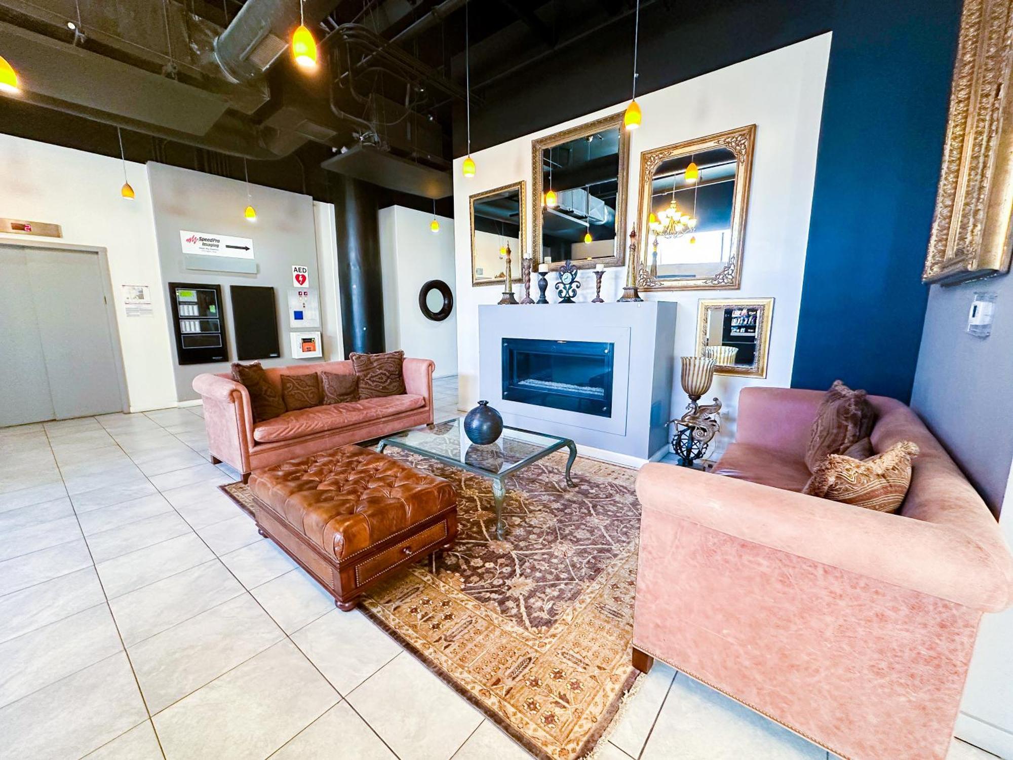 Luxury 6br Loft Perfect For 12 Guests With Skyline Views, Optional Parking And Gym Access Near Mccormick Place And Soldier Field * Chicago