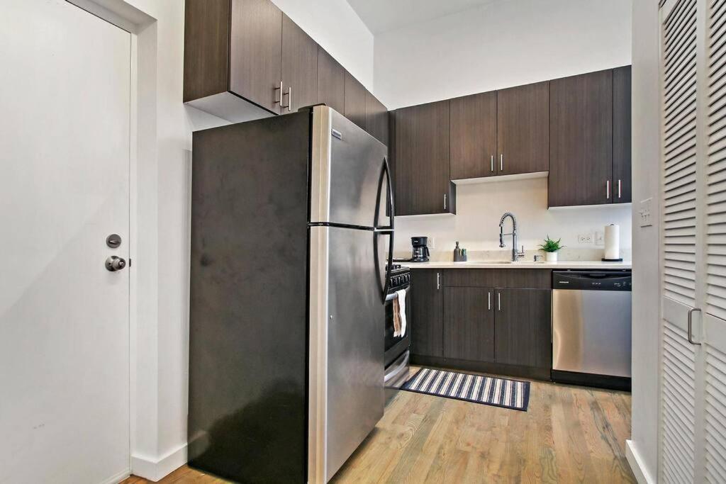 1br Adorable Apt With In-unit Laundry - 206