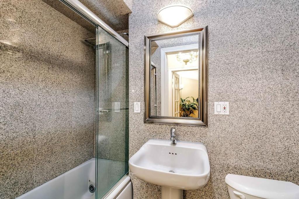 Apartamento Brownstone In Gold Coast *