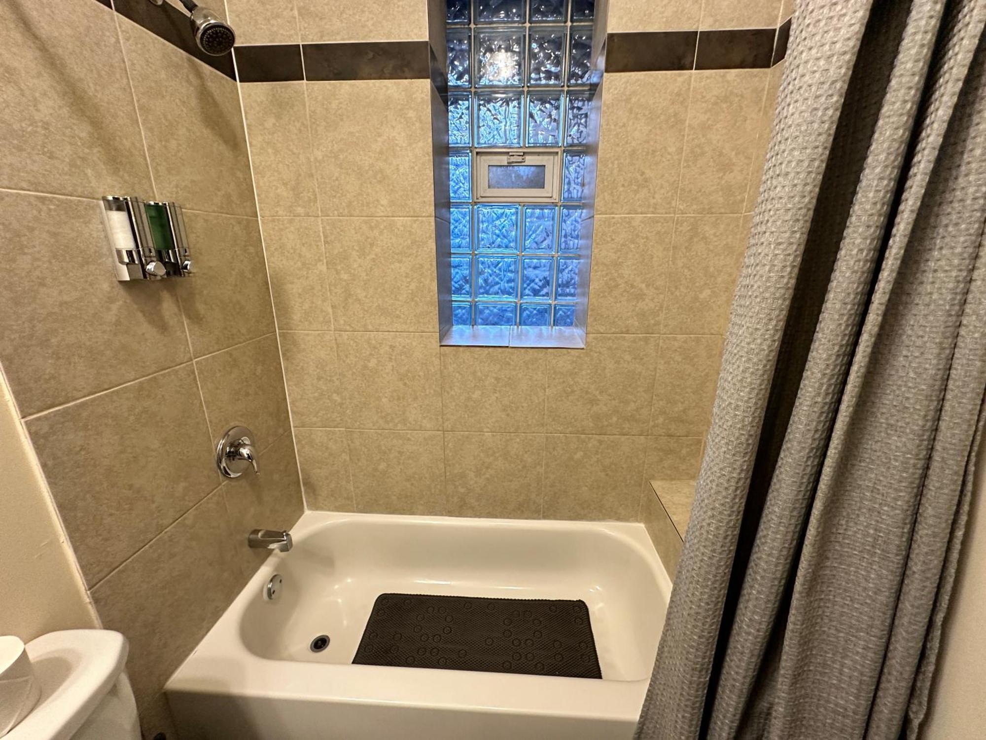 Holiday home Spacious Lakeview Hideway With Parking! Chicago
