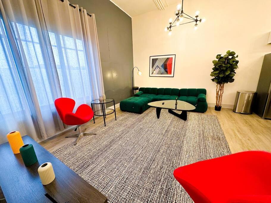 Mccormick 5br-3ba Luxury For Groups Of Up To 12 Guests With Gym Access And Optional Parking *