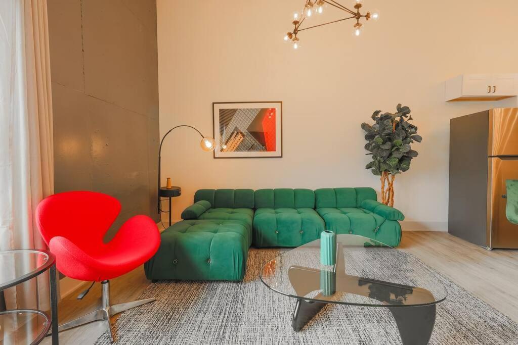 Mccormick 5br-3ba Luxury For Groups Of Up To 12 Guests With Gym Access And Optional Parking *