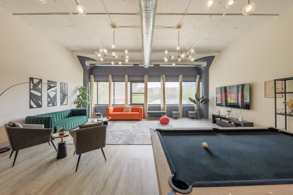 Mccormick 5br With 3ba Luxury For Groups Up To 12 Guests With Optional Parking And Gym Access * Chicago