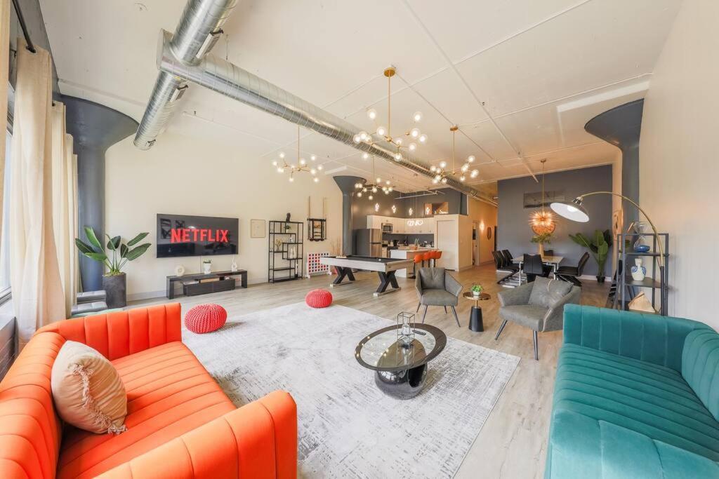 Mccormick 5br With 3ba Luxury For Groups Up To 12 Guests With Optional Parking And Gym Access *