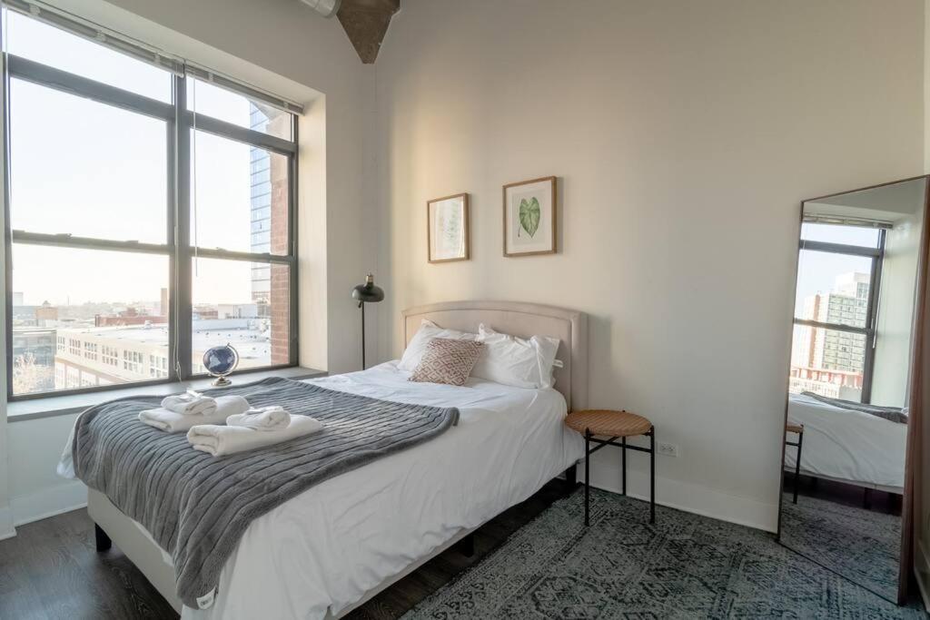 Apartamento Mccormick 2br-2ba Family Unit For Up To 8 Guests With Optional Parking & Gym Access *