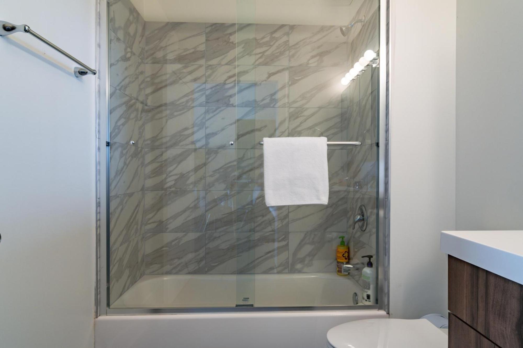 Chic Cozy 3br Michigan Avenue Spacious Close To Iconic Landmarks & Attractions