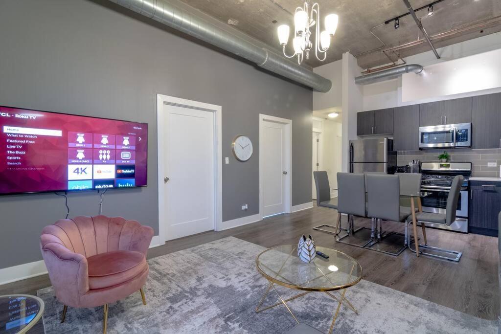 Apartamento Mccormick 3br-2ba Family Unit For Up To 8 Guests With Optional Parking & Gym Access *