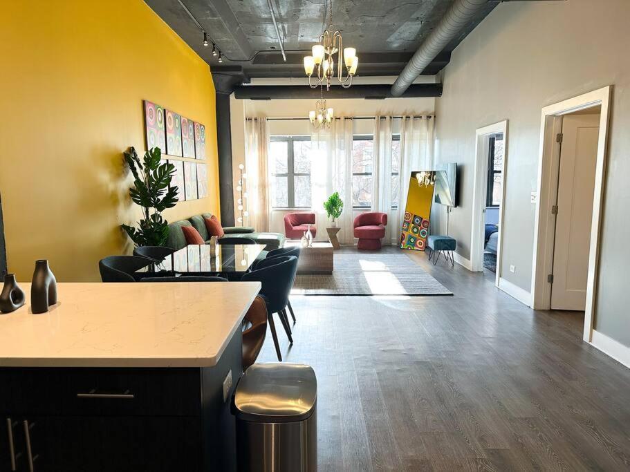 Mccormick 3br/2ba Family Oasis For Up To 8 Guests With Optional Parking & Gym *