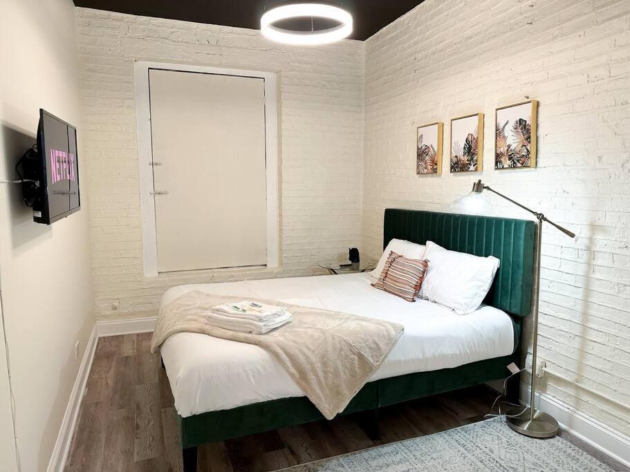 Apartamento Mccormick Place 5 Bed Family Unit With Pool Table And Optional Parking *