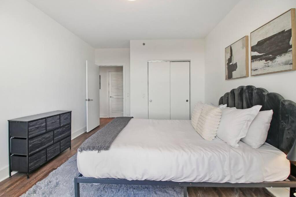 1br Chic & Elite In Hyde Park - Shoreland 714 Apartment Chicago