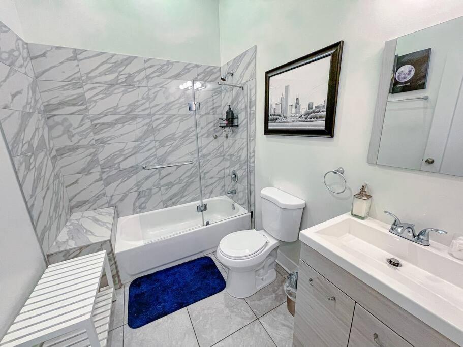 Mccormick Place 420 Friendly 2br/2ba With Optional Parking For Up To 6 Guests Apartment *