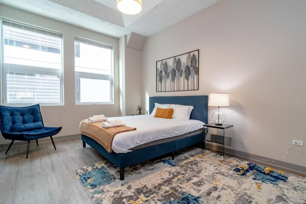 Apartment Mccormick 2br/2ba King Beds With Gym And Optional Parking For Up To 6 Guests Chicago