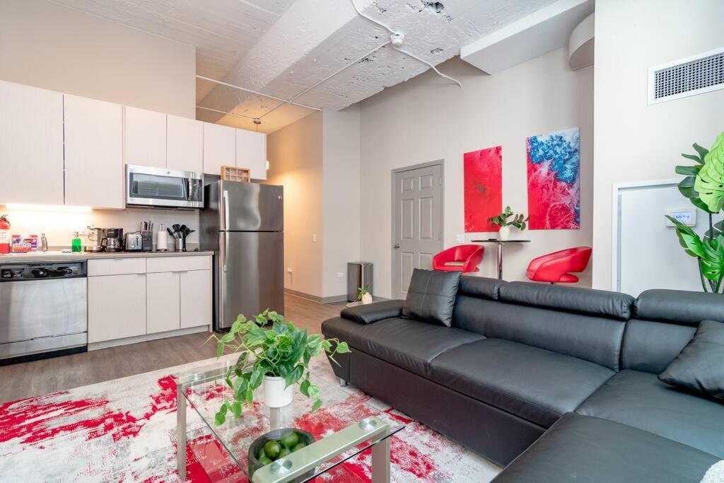 Mccormick 2br/2ba King Beds With Gym And Optional Parking For Up To 6 Guests