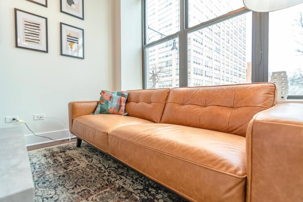 Mccormick Place 420 Friendly 3br/2ba With Optional Parking For Up To 8 Guests * Chicago