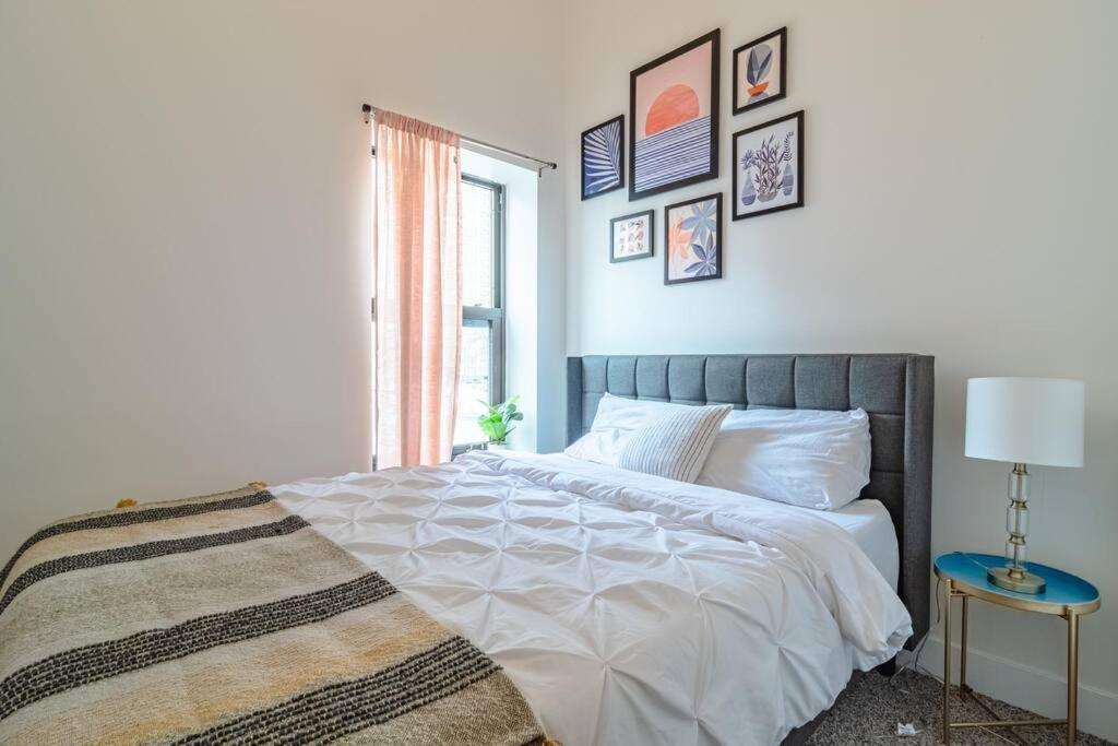 Apartment Mccormick Place 420 Friendly 3br/2ba With Optional Parking For Up To 8 Guests