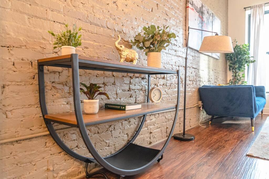 Apartment Mccormick Place 420 Friendly 3br/2ba With Optional Parking For Up To 8 Guests *