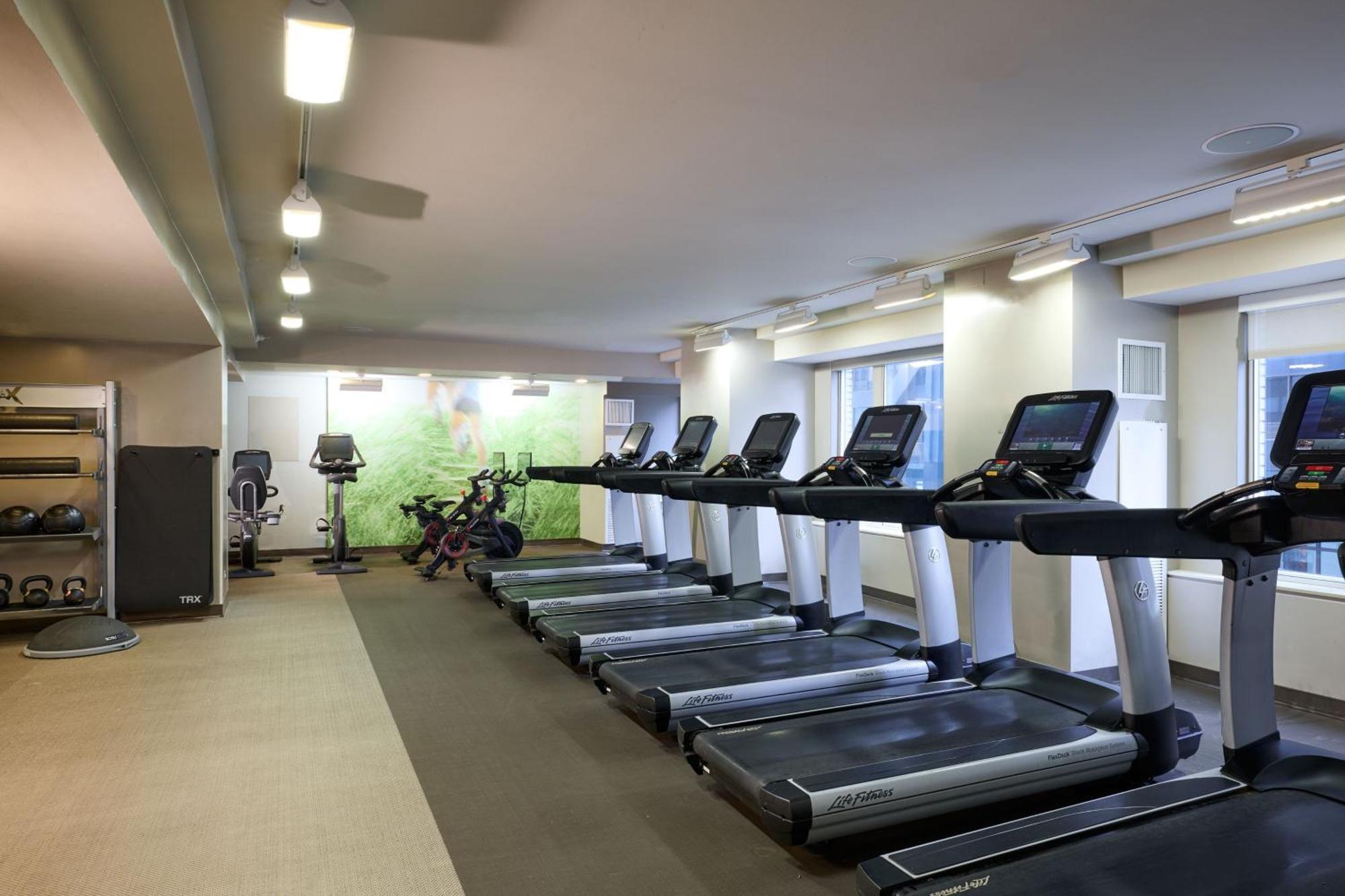 The Westin Michigan Avenue Hotel 4*