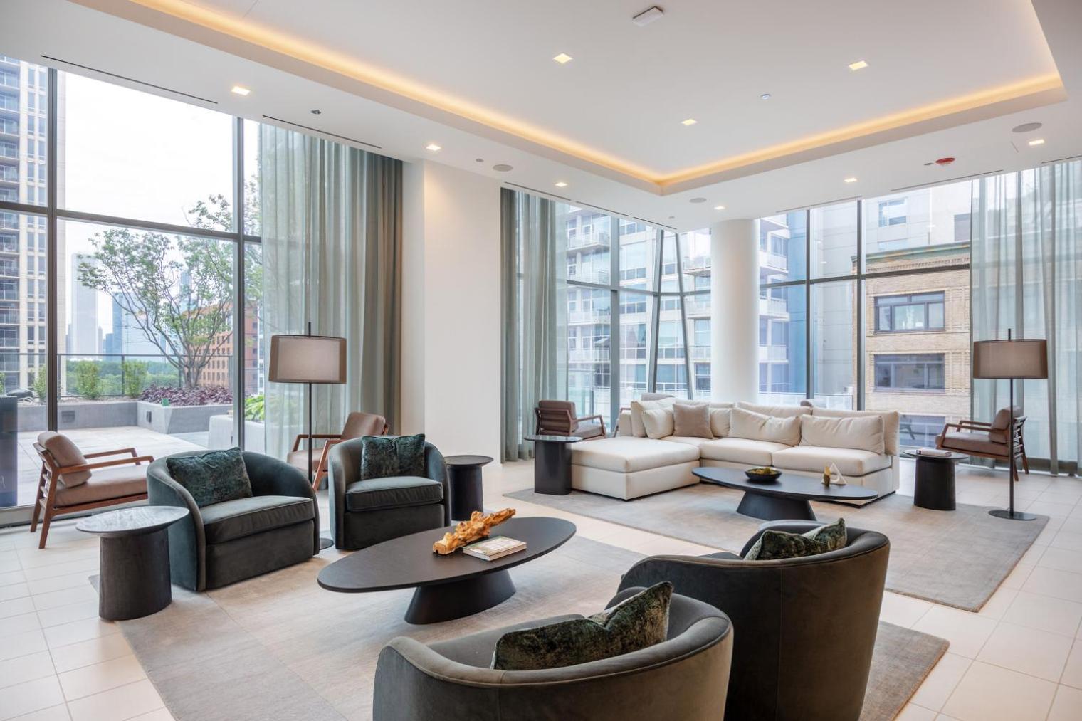 Apartment S Loop W Gym Pool Wd Nr The L Chi-185 Chicago
