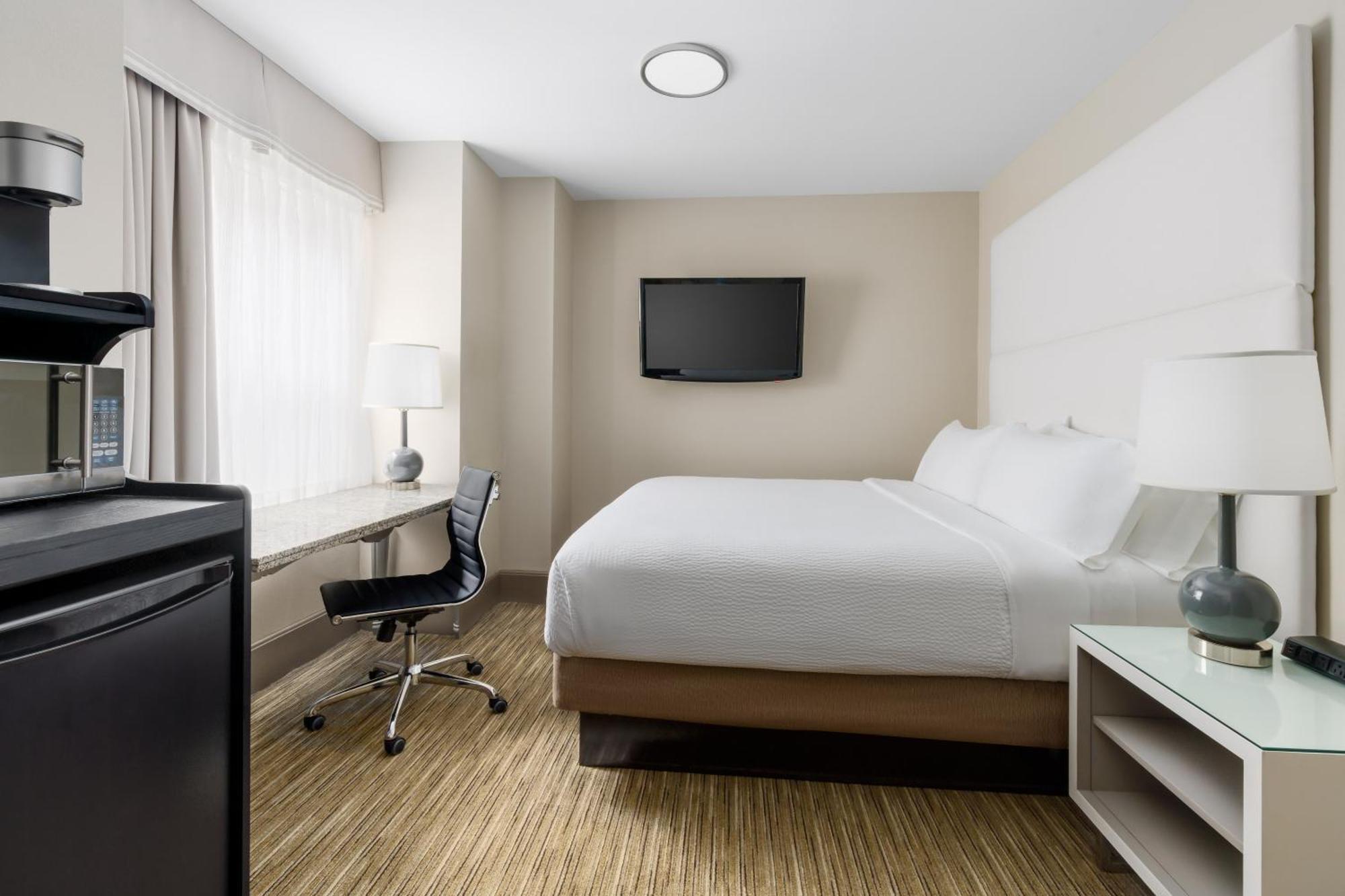 Holiday Express - Magnificent Mile By Ihg Chicago