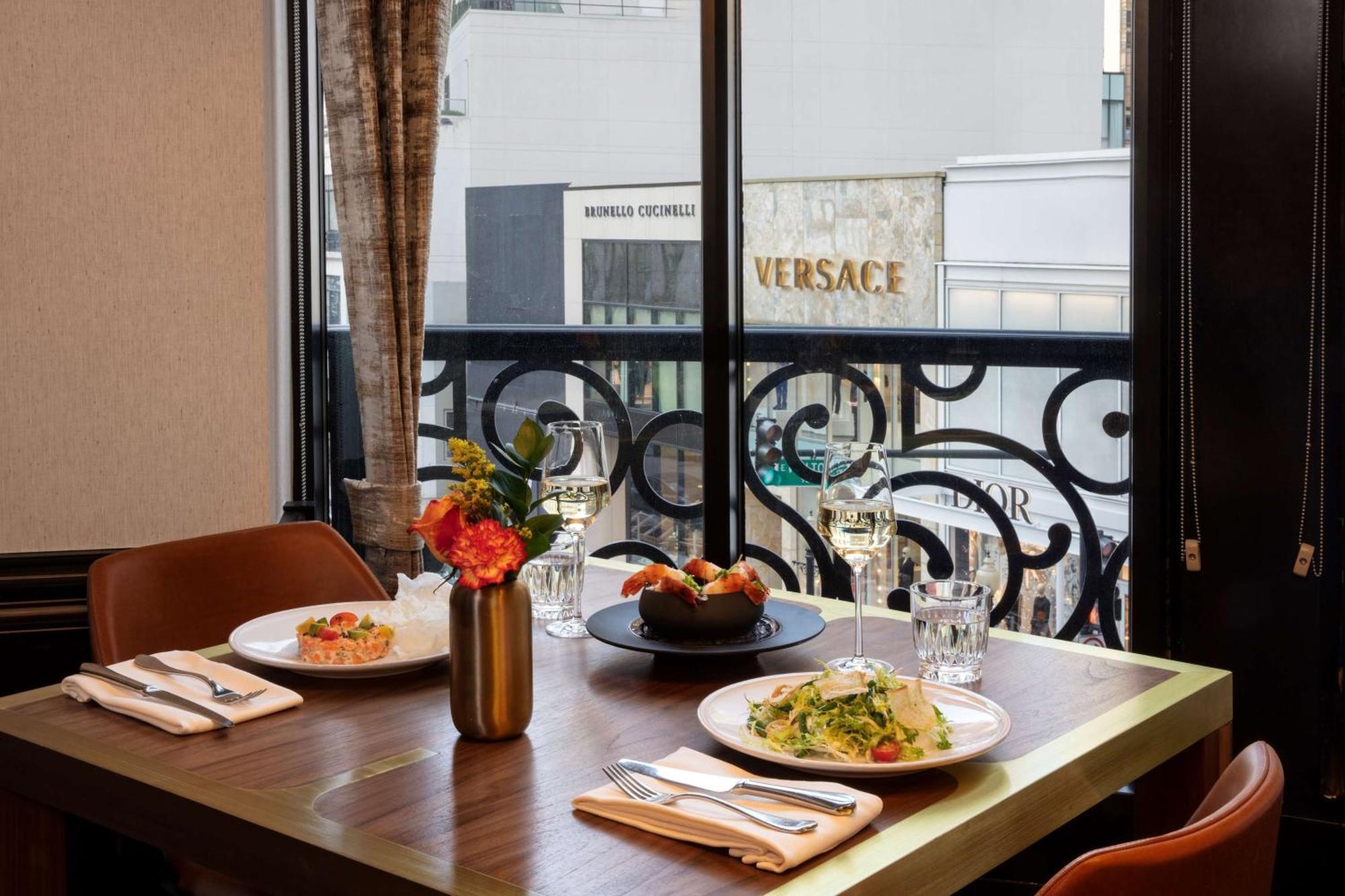 Waldorf Astoria Hotel 5*
