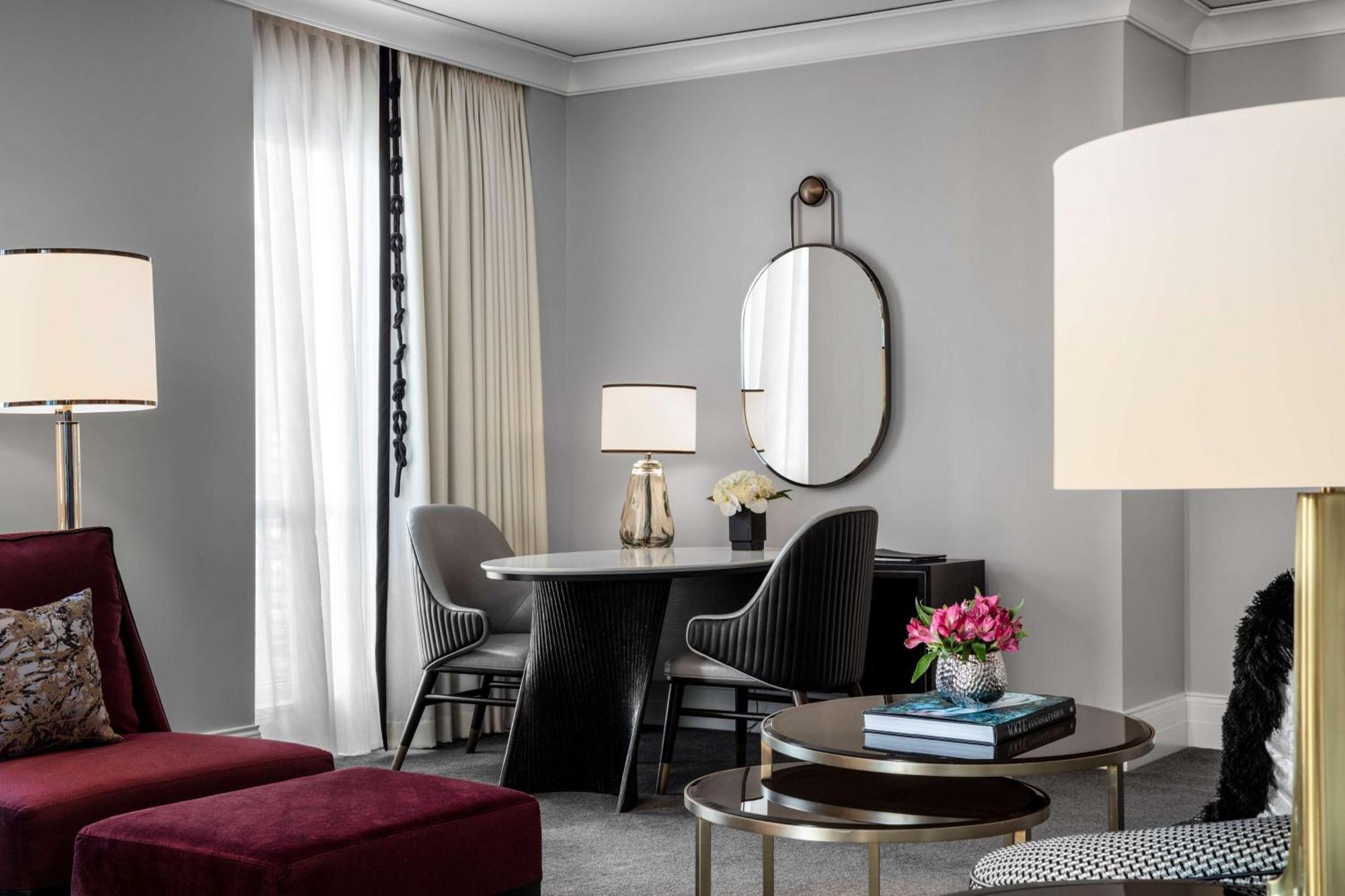Waldorf Astoria Chicago