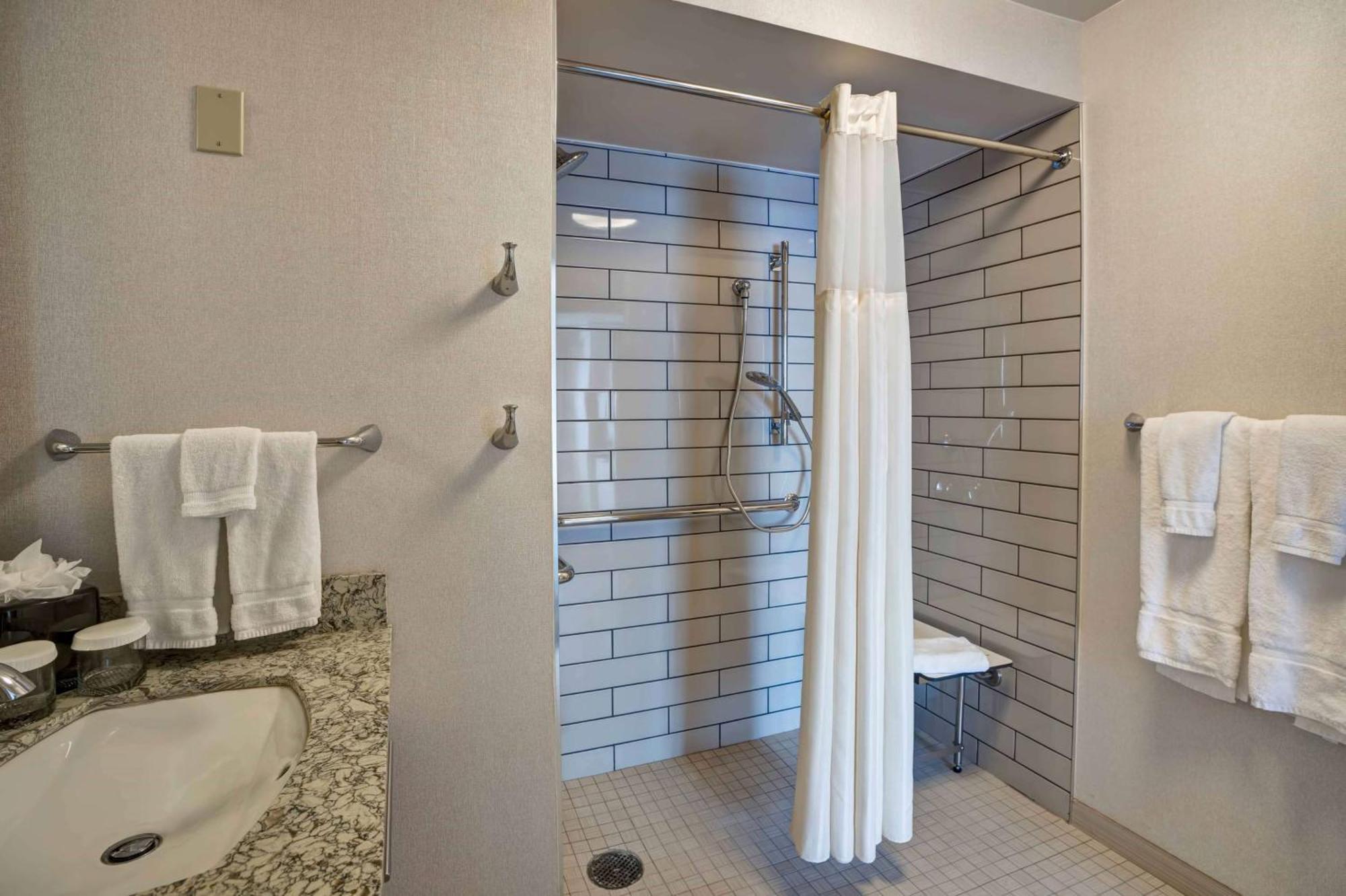 Homewood By Hilton Downtown 3*