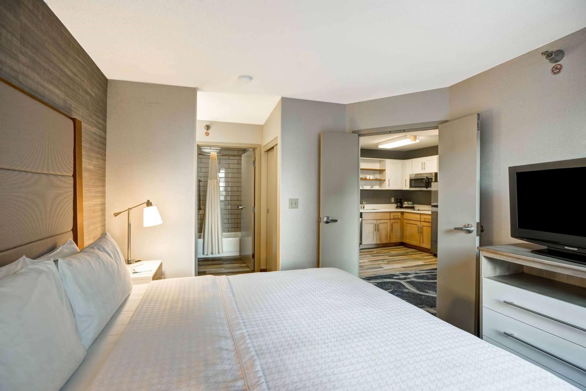 Homewood By Hilton Downtown Hotel 3*
