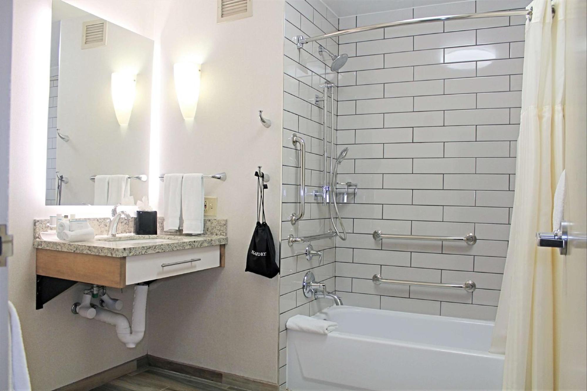 Homewood By Hilton Downtown Hotel Chicago