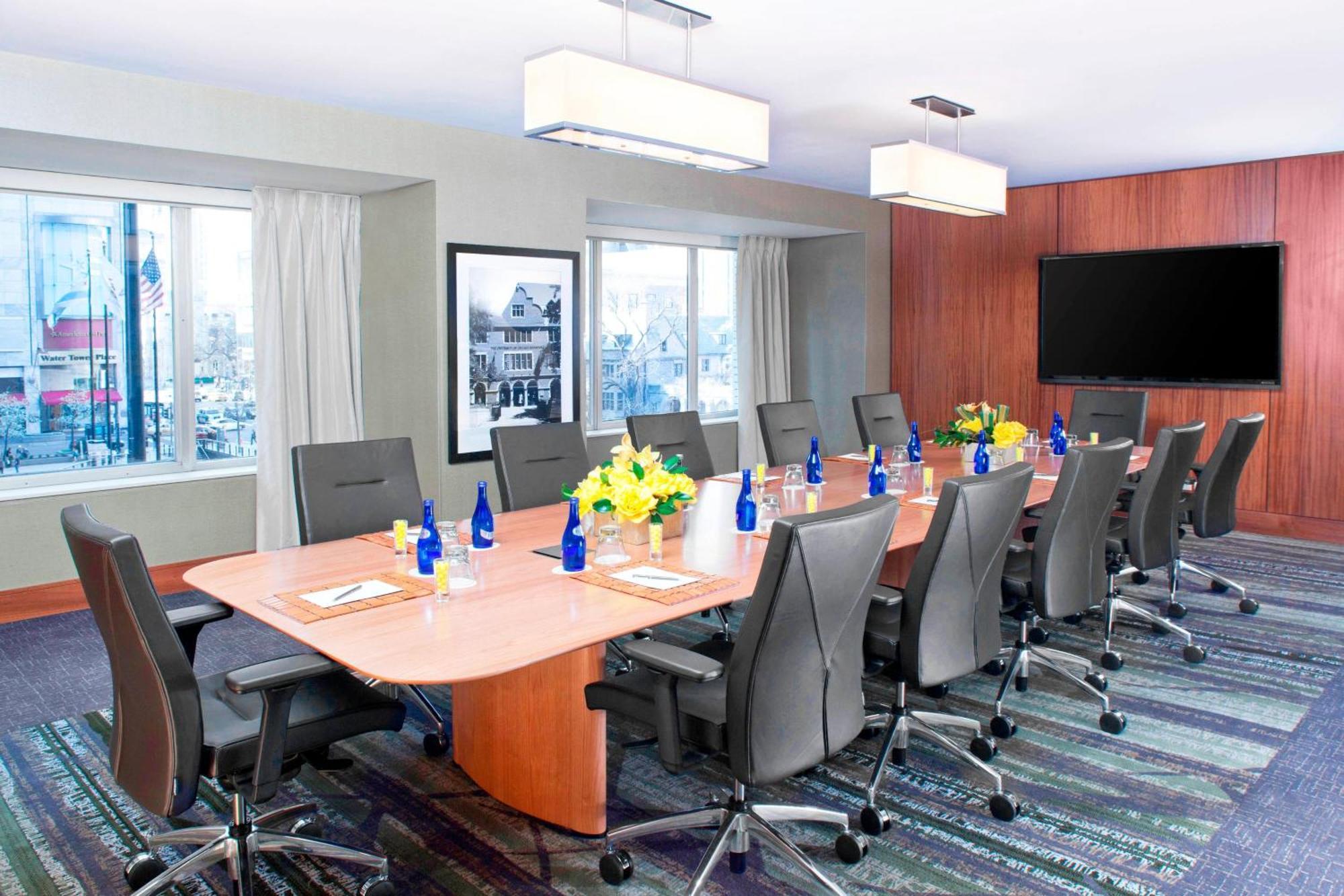 The Westin Michigan Avenue 4*