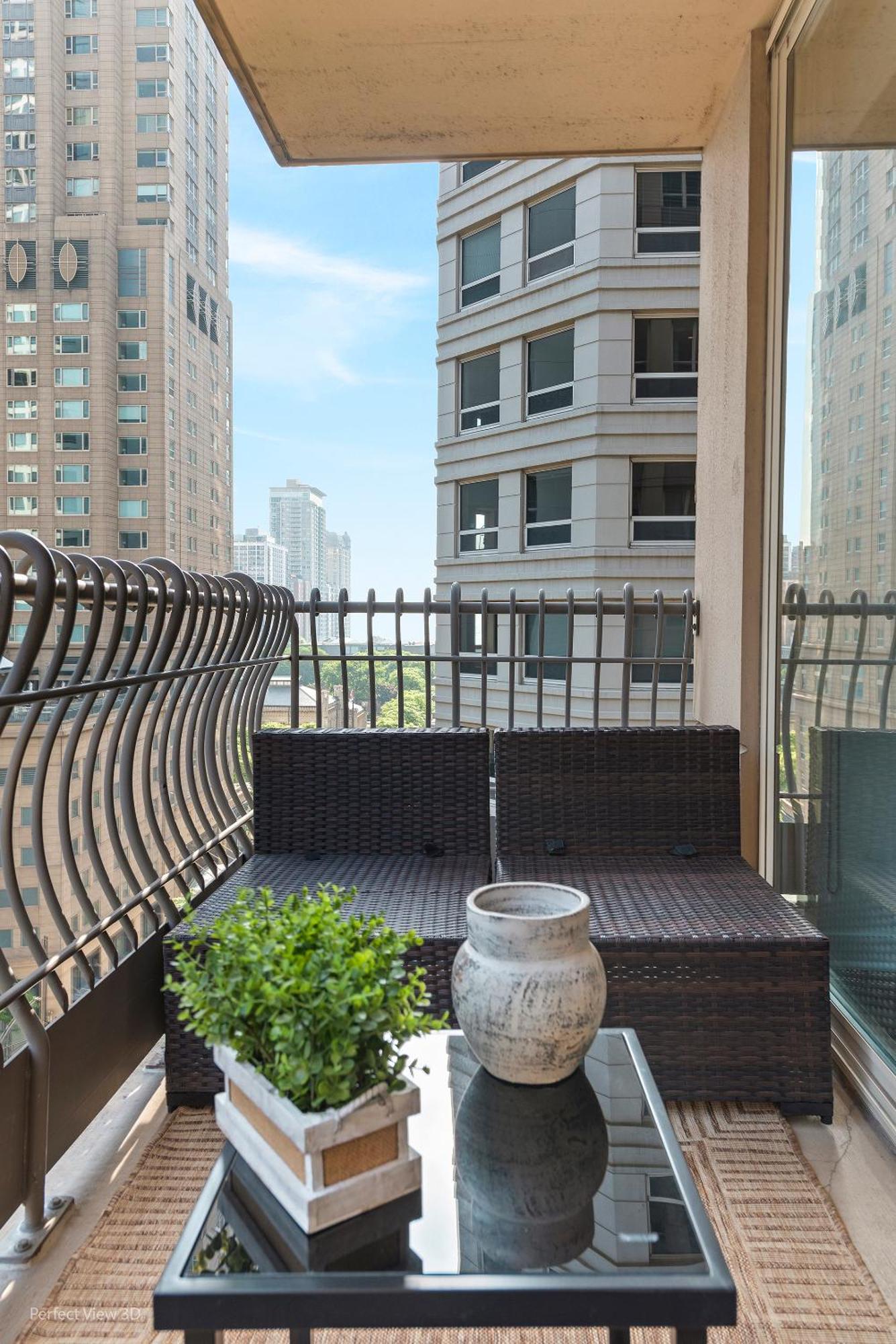 The Bernardin Gold Coast Luxury Near Magnificent Mile *