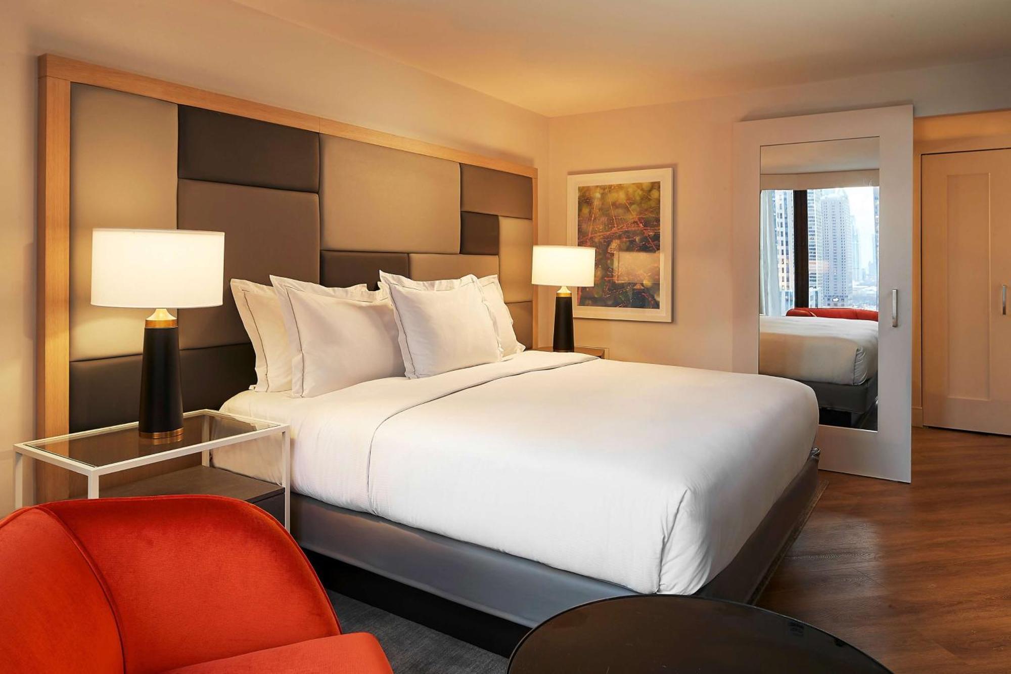 Hilton Grand Vacations Club Magnificent Mile Hotel 3*