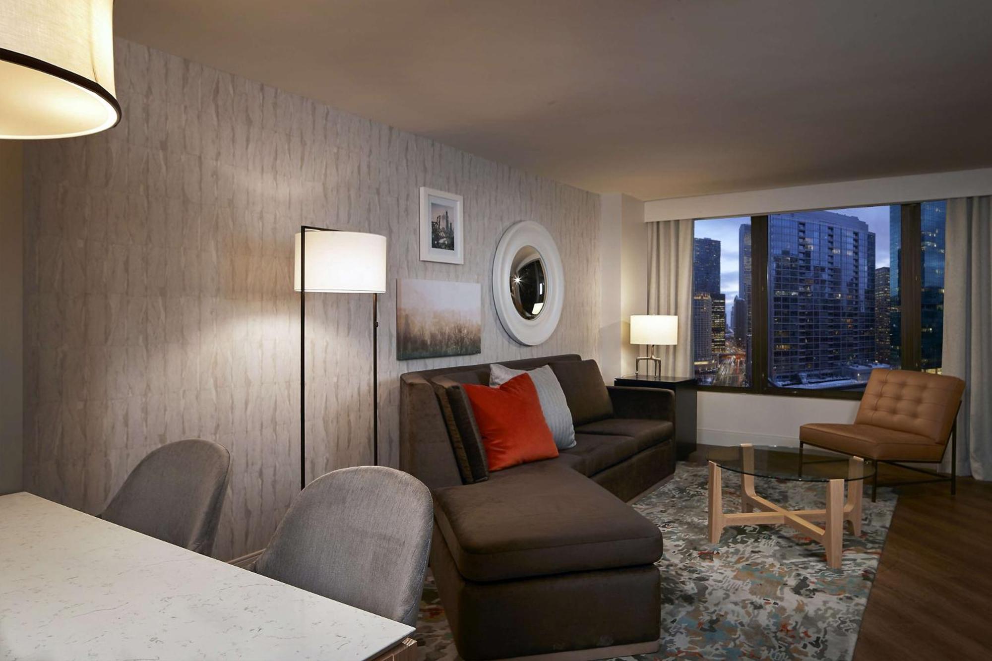 Hilton Grand Vacations Club Magnificent Mile 3*