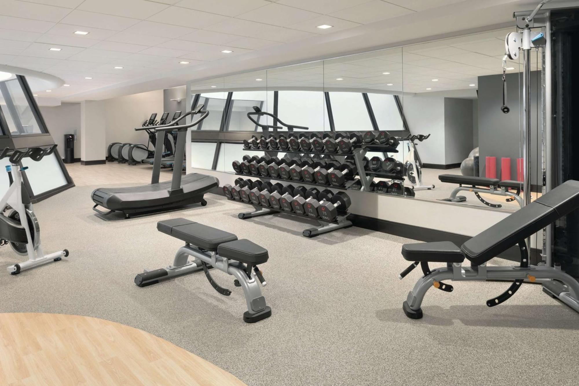 Hilton Grand Vacations Club Magnificent Mile Hotel Chicago