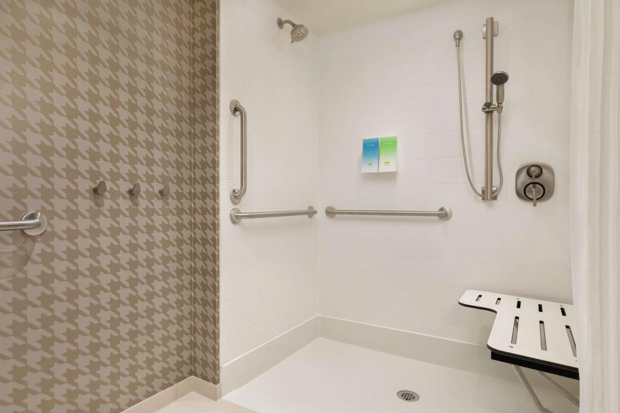 Home2 By Hilton River North 3* Chicago