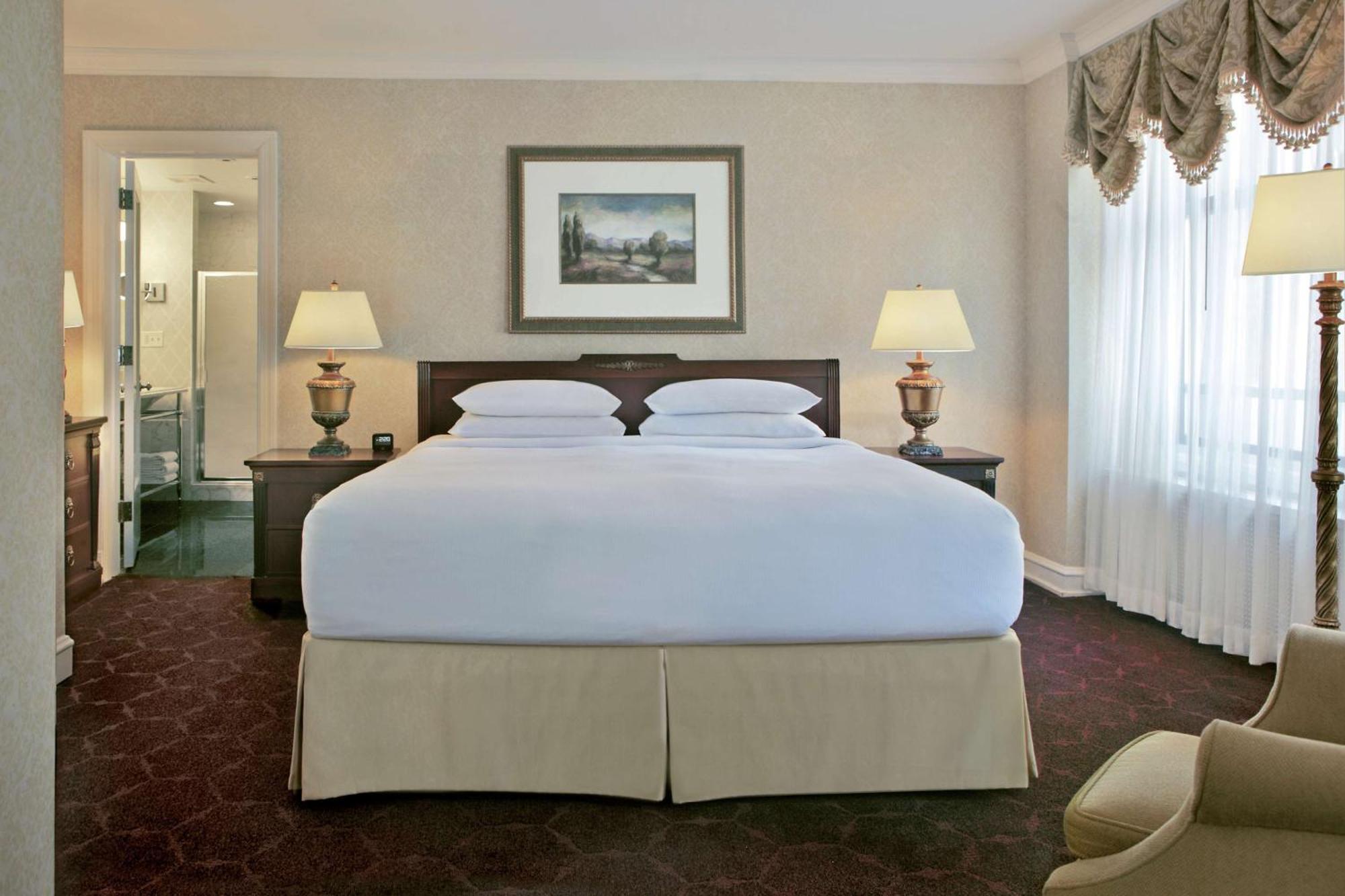 Hotel The Drake