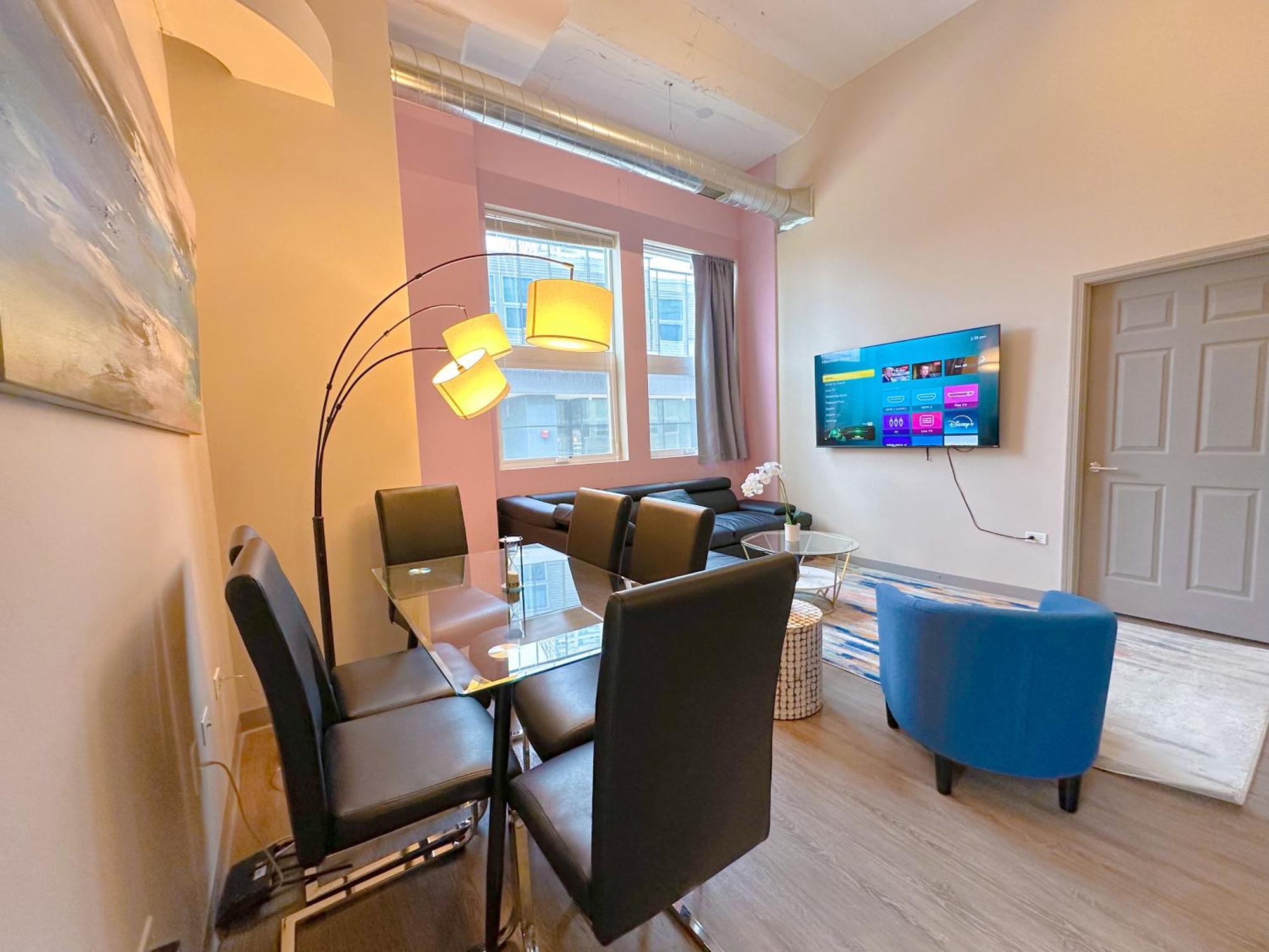 Apartamento Mccormick Place Magnificent 2br-2ba With Optional Parking, Patio, Gym Access That Sleeps 6