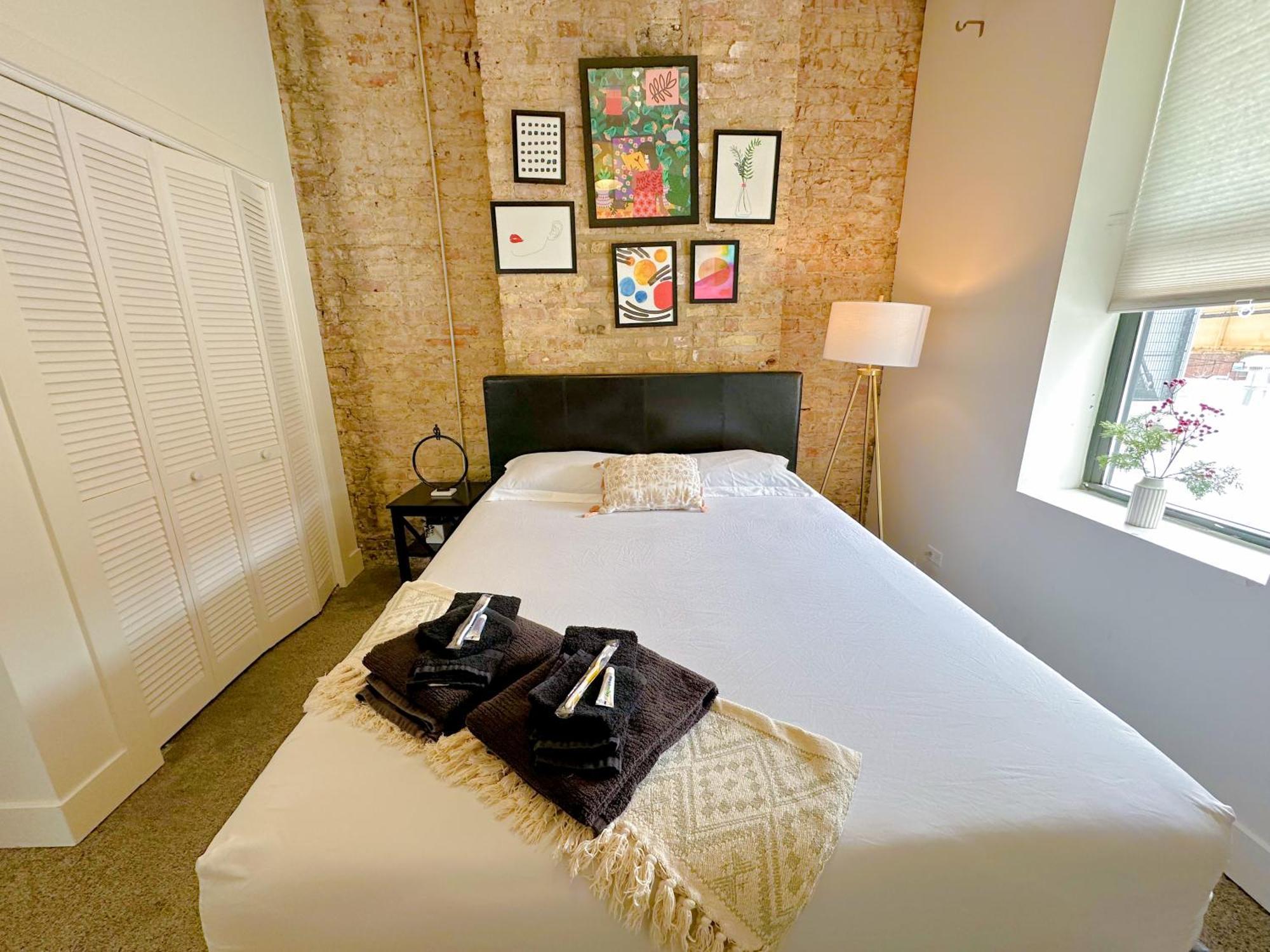 Apartment Cozy 420-friendly 3br Retreat Near Mccormick Place, Grant Park And Soldier Field Chicago