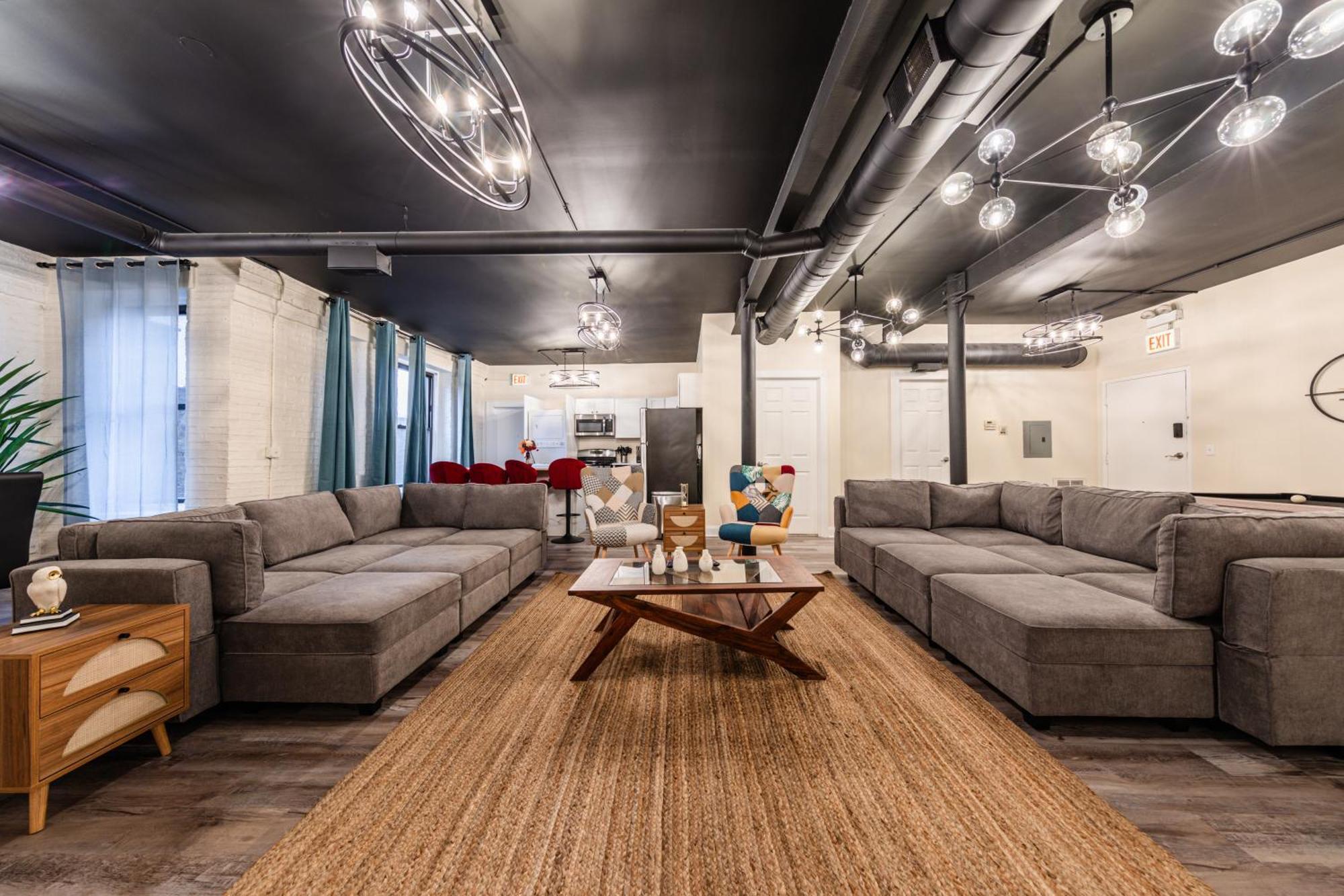 Mccormick Place 5 Bed Family Unit With Pool Table And Optional Parking Apartamento Chicago