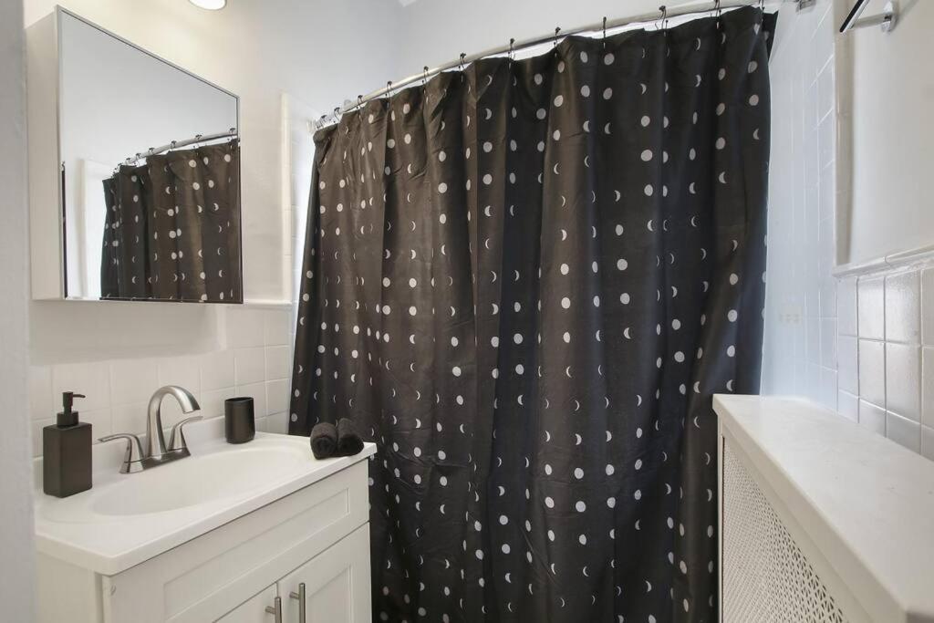 Apartamento Sleek & Spacious 3br - Hyde Park 1004 Chicago