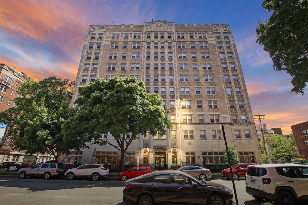 Sleek & Spacious 3br - Hyde Park 1004 *
