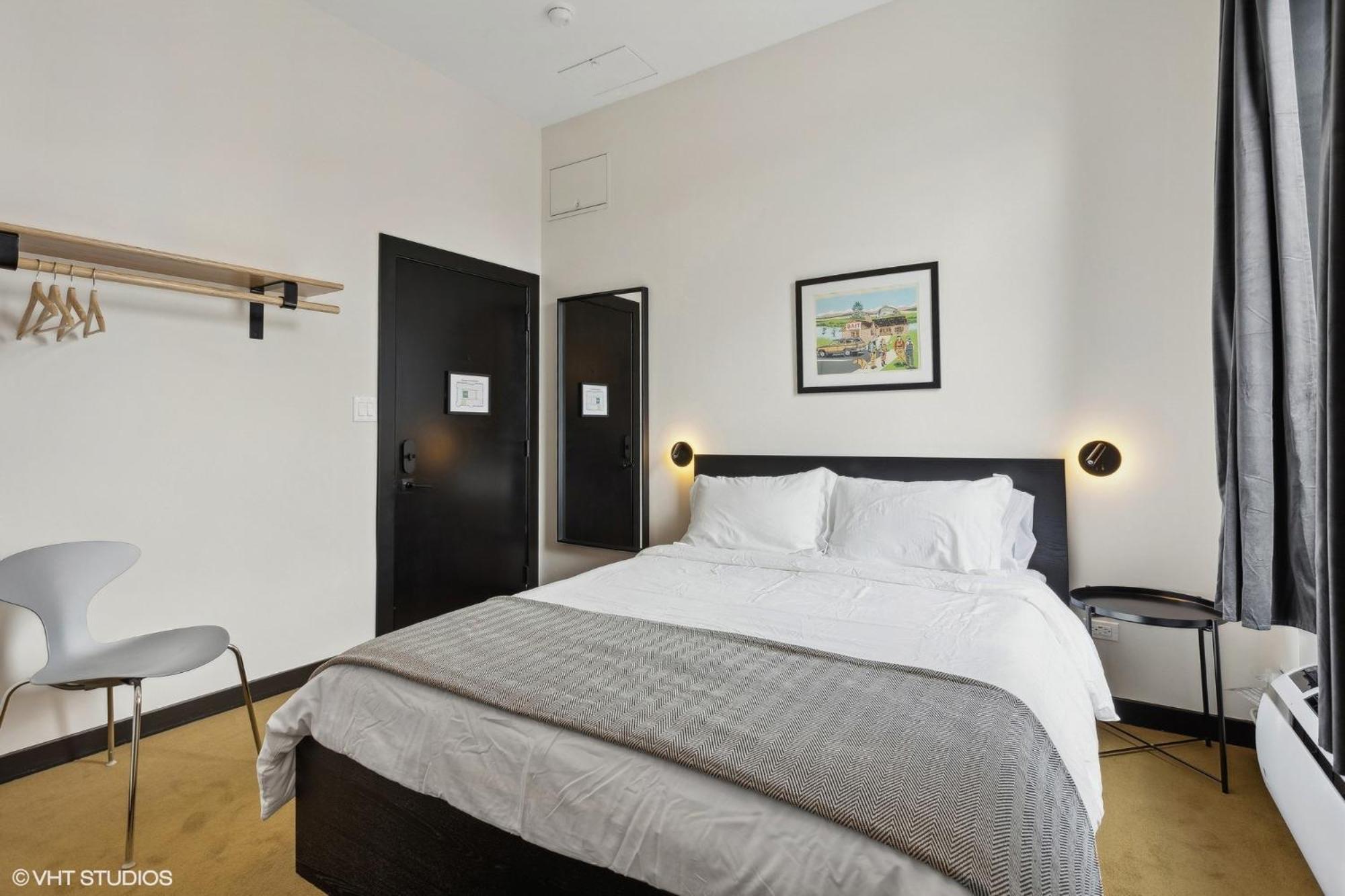Logan Square Sro Hotel Chicago