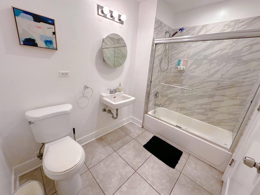 Mccormick 3bd-2ba With Optional Parking On State Street * Chicago