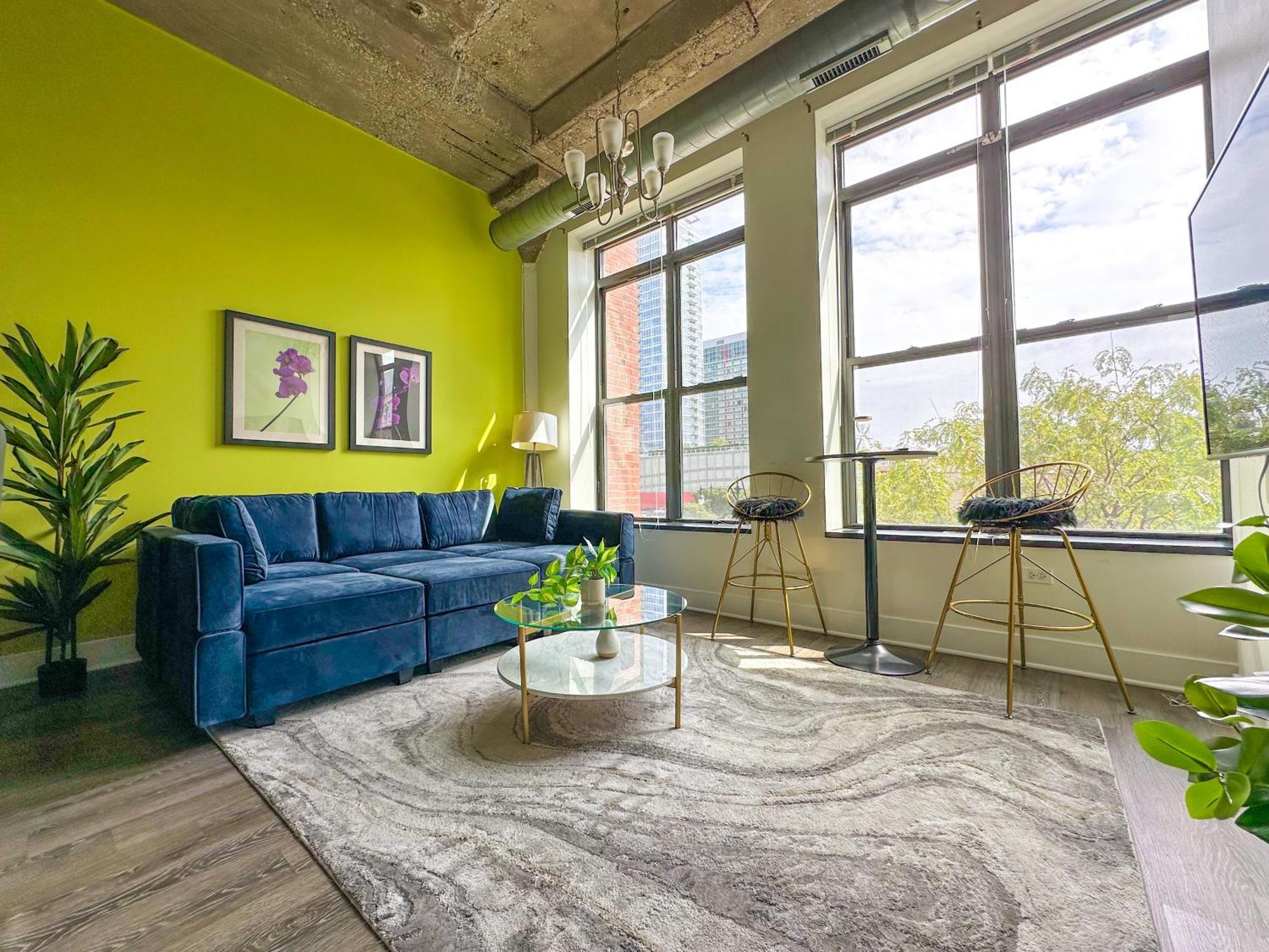 Mccormick 2b-2ba For Up To 8 Guests With Optional Parking And Gym Access * Chicago
